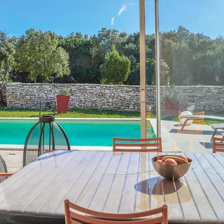 Marcellara Sleeps 8 Pool Air Con Wifi Willa *